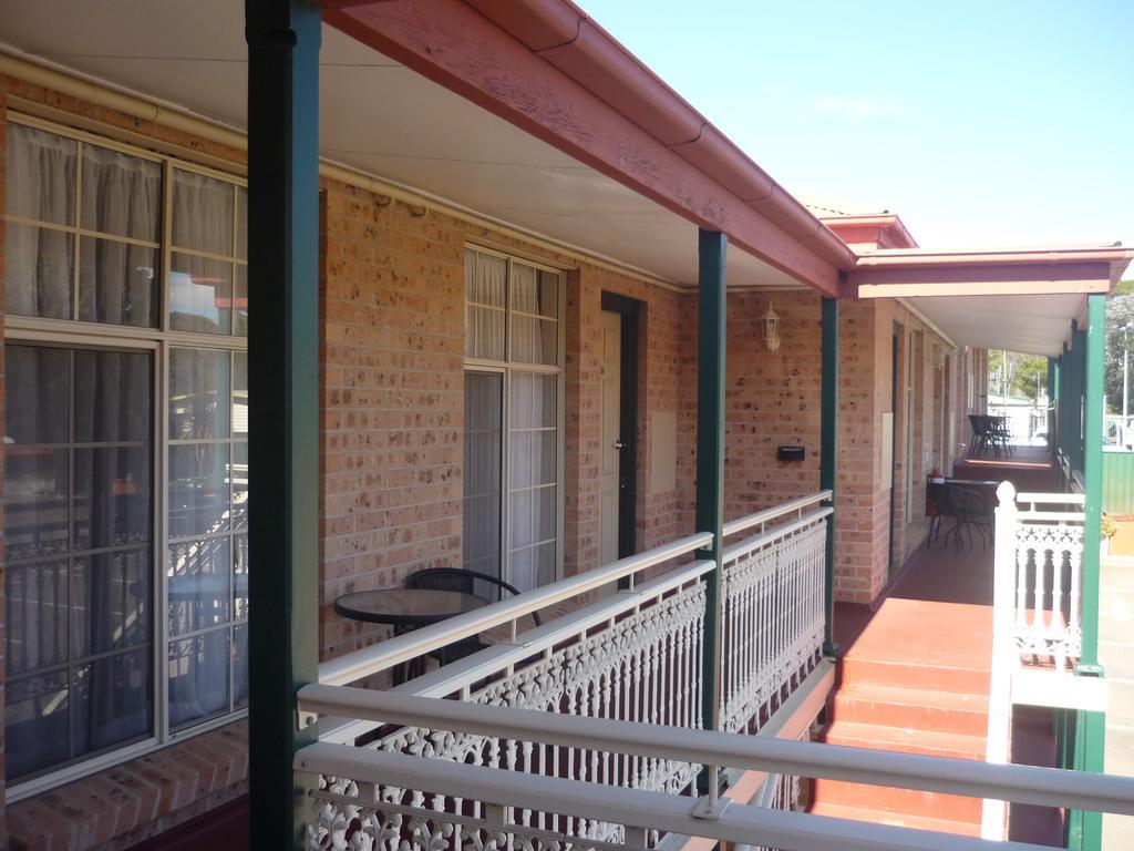 Heritage Motor Inn Goulburn Exteriör bild