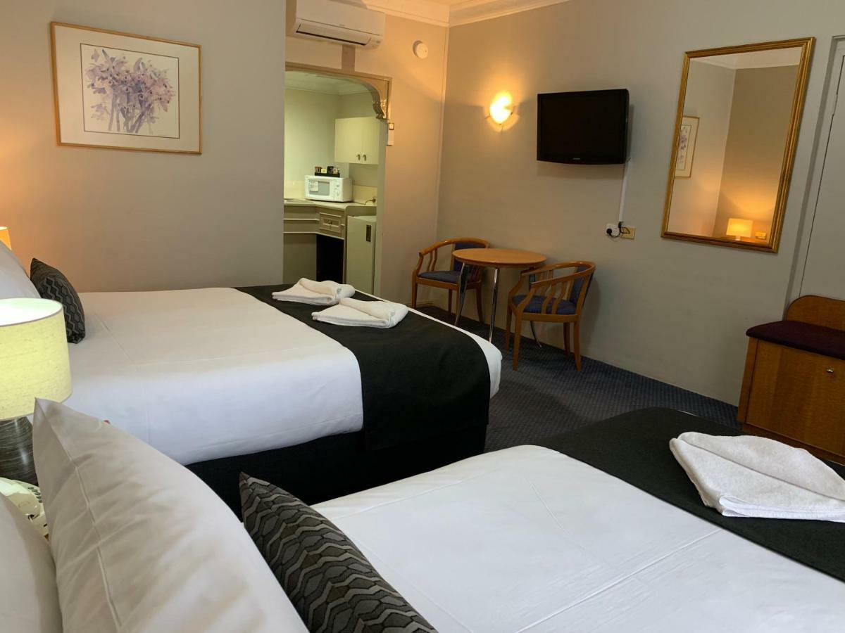 Heritage Motor Inn Goulburn Exteriör bild